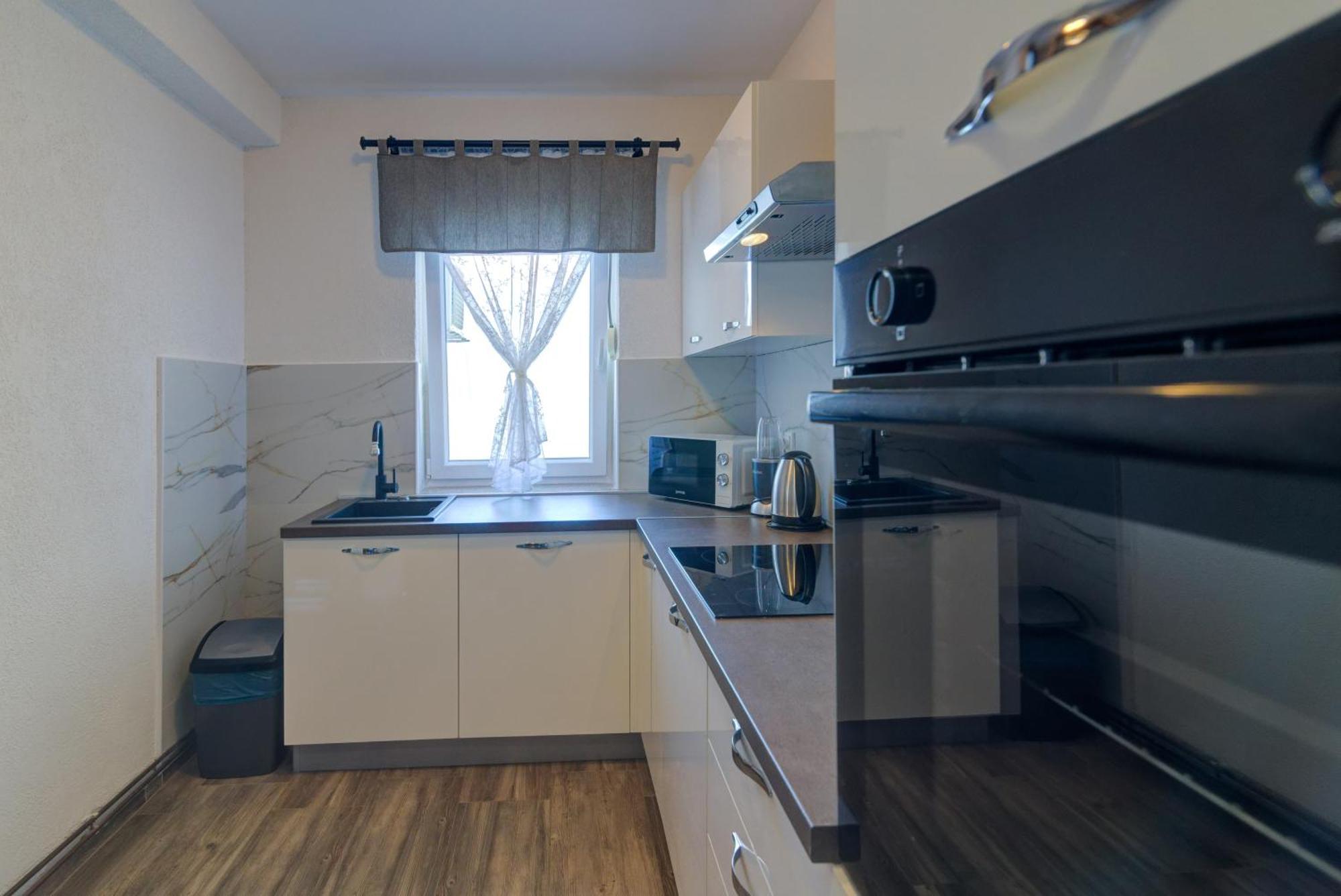 Ivan Apartman 센 외부 사진
